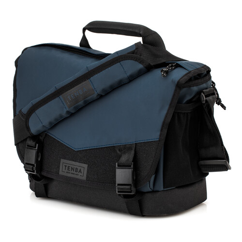 DNA 9 Slim Messenger Bag (Blue)